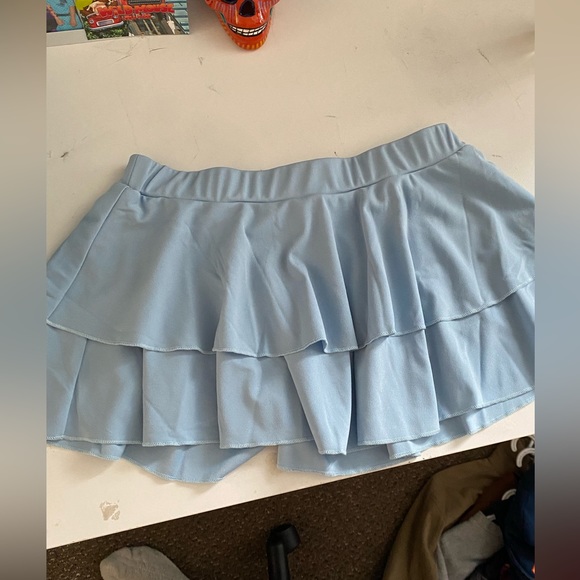 baby blue mini skirt 💙 - Picture 3 of 3